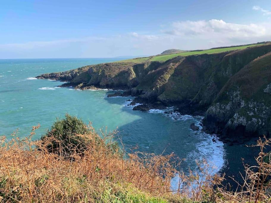 Trefechan Wen Barn Llanwnda  Bagian luar foto