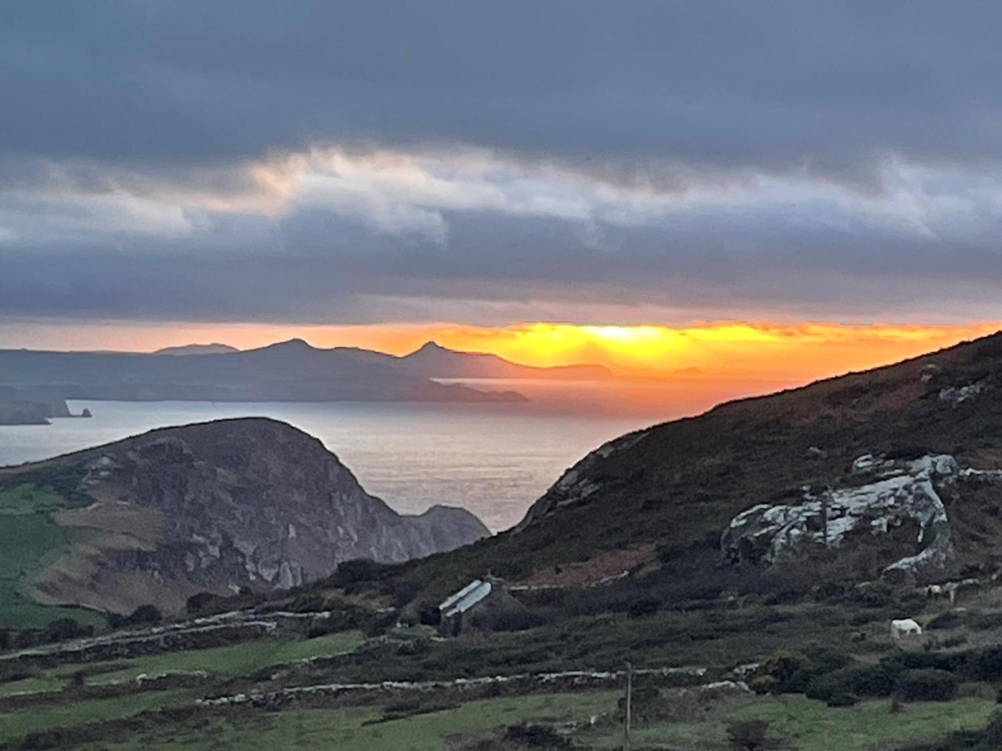 Trefechan Wen Barn Llanwnda  Bagian luar foto